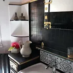 La Maison Aux Livres Bed & Breakfast Rioux-Martin